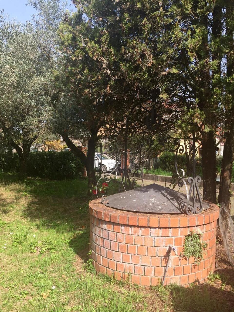 Casa Degli Zii Appartamento Guido Luni ภายนอก รูปภาพ