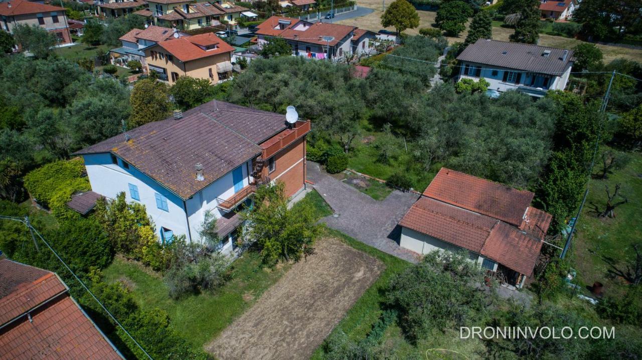 Casa Degli Zii Appartamento Guido Luni ภายนอก รูปภาพ