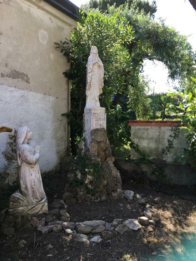 Casa Degli Zii Appartamento Guido Luni ภายนอก รูปภาพ